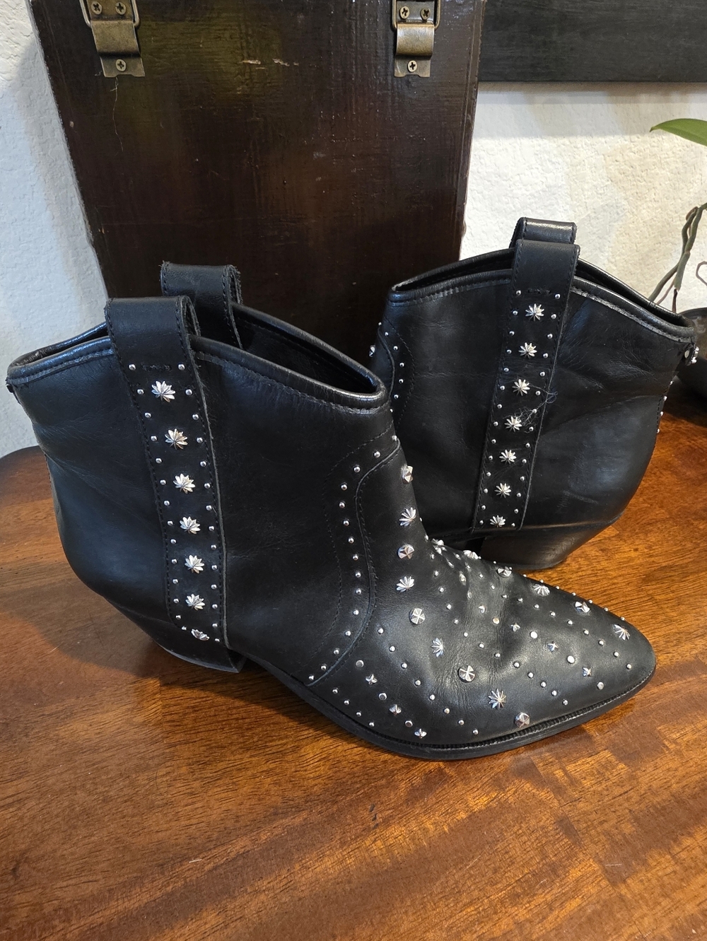 Sam Edelman Brian Black Leather Studded Western Ankle Boots 7.5
